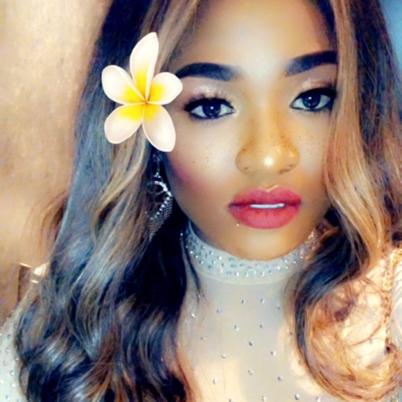 Meet your Posher, Asha - Picture 1 of 1